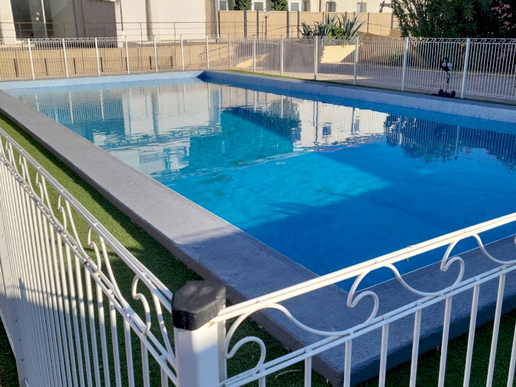 APPARTEMENT DE TYPE T3 ÉLIGIBLE AU PRÊT À TAUX ZÉRO ( PTZ ) .