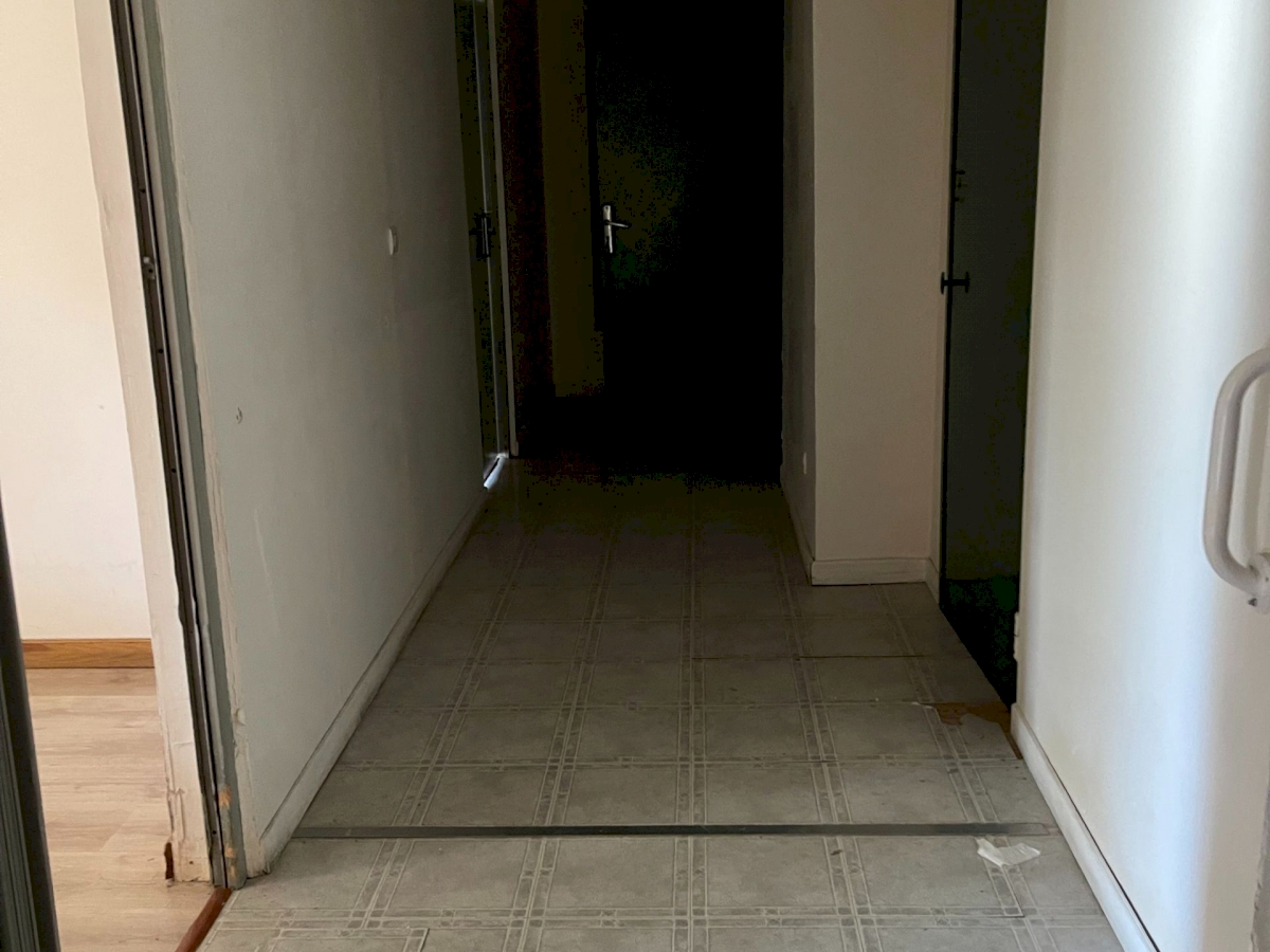 UNE GRANDE  MAISON AVEC UN ESPACE DE VIE DE 212 M2  .